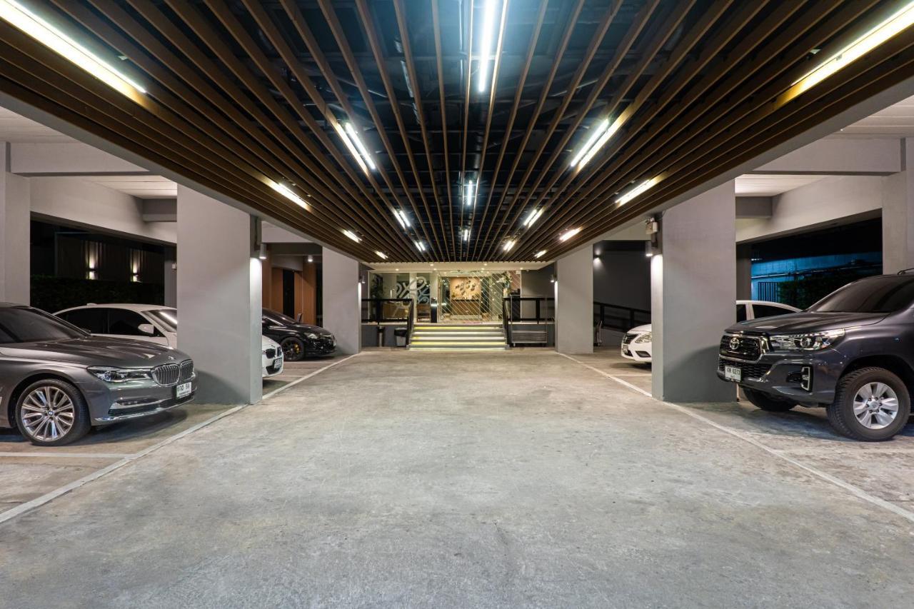 โรงแรม เพลิน เพลซ เรสซิเดนซ์